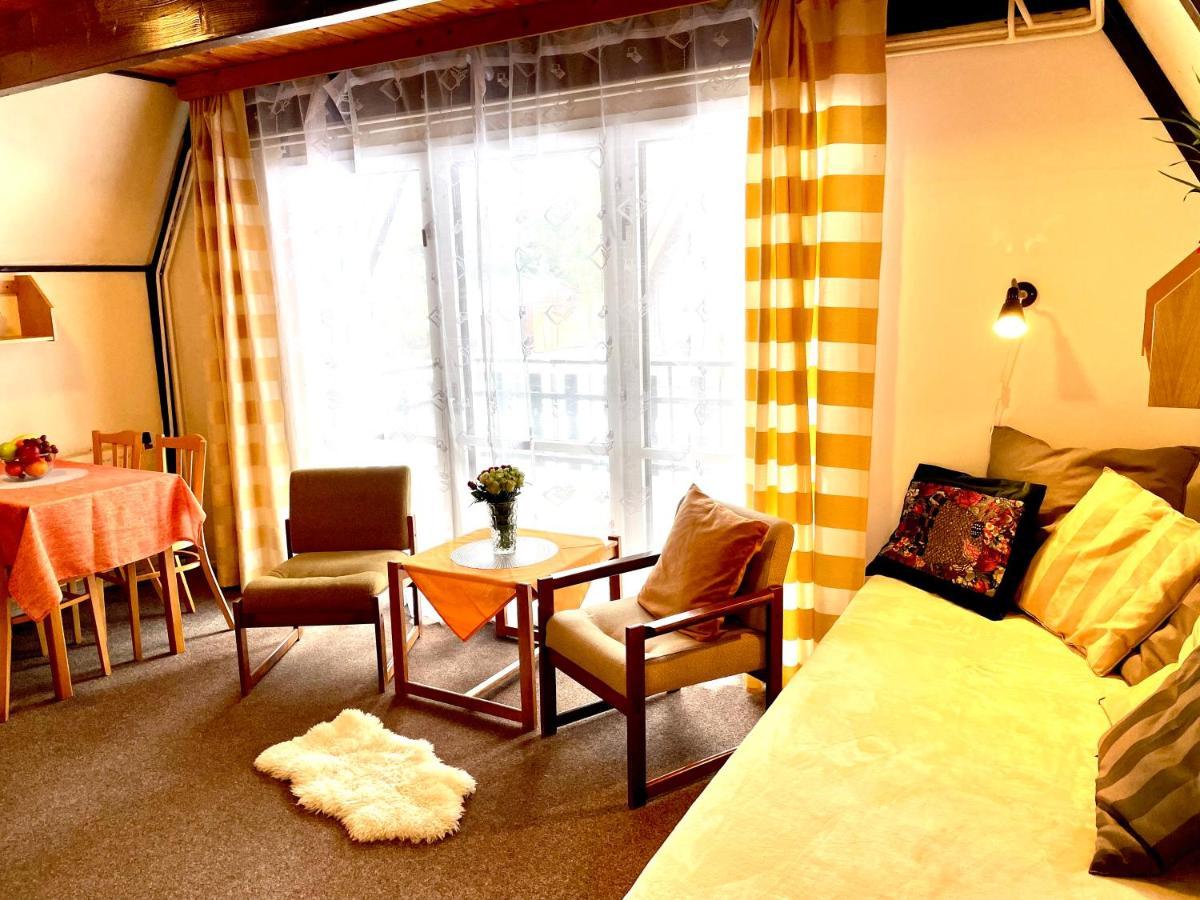 Hotel A Penzion Pegas Vlachovice Екстериор снимка