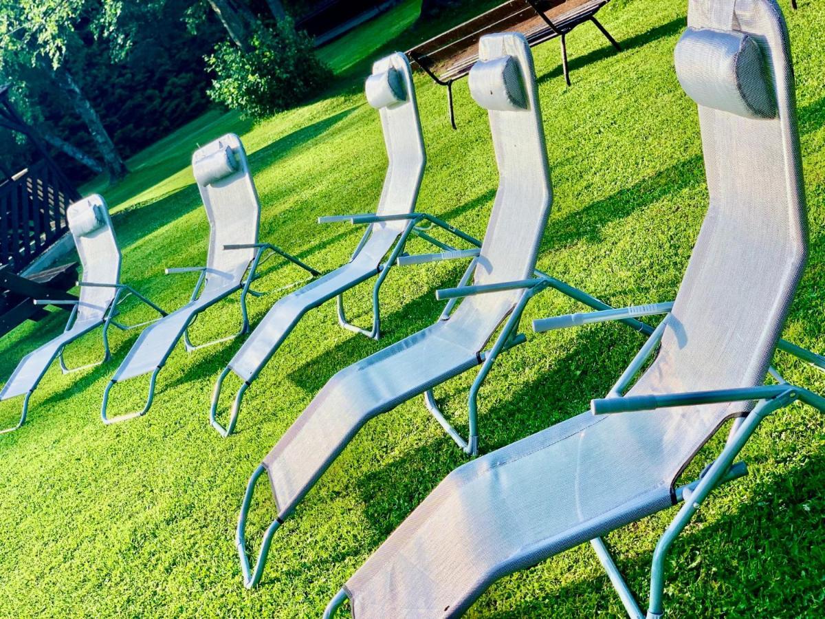 Hotel A Penzion Pegas Vlachovice Екстериор снимка